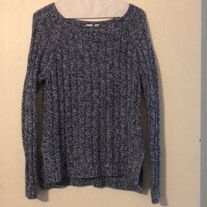 Gap sweater
